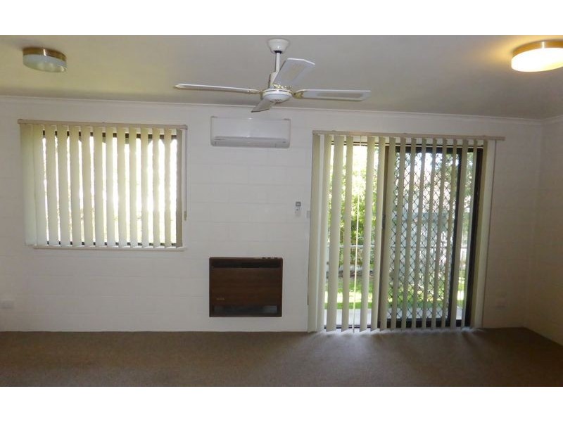 2/401 Griffith Road, Lavington NSW 2641