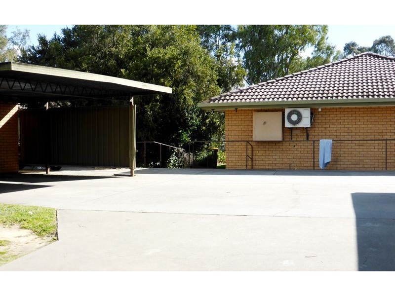 1/929 Fairview Drive, Lavington NSW 2641