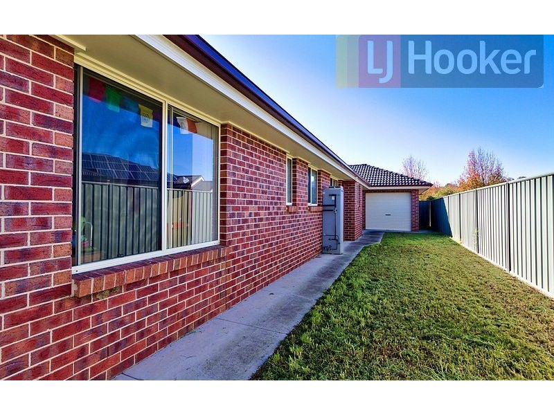 38 Cassinia Court, Thurgoona NSW 2640