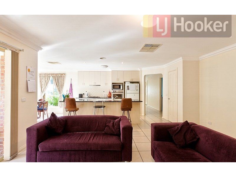 38 Cassinia Court, Thurgoona NSW 2640