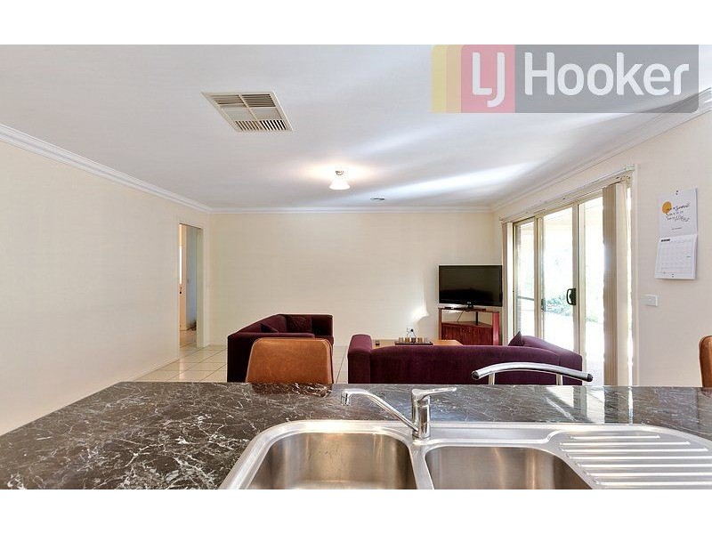 38 Cassinia Court, Thurgoona NSW 2640