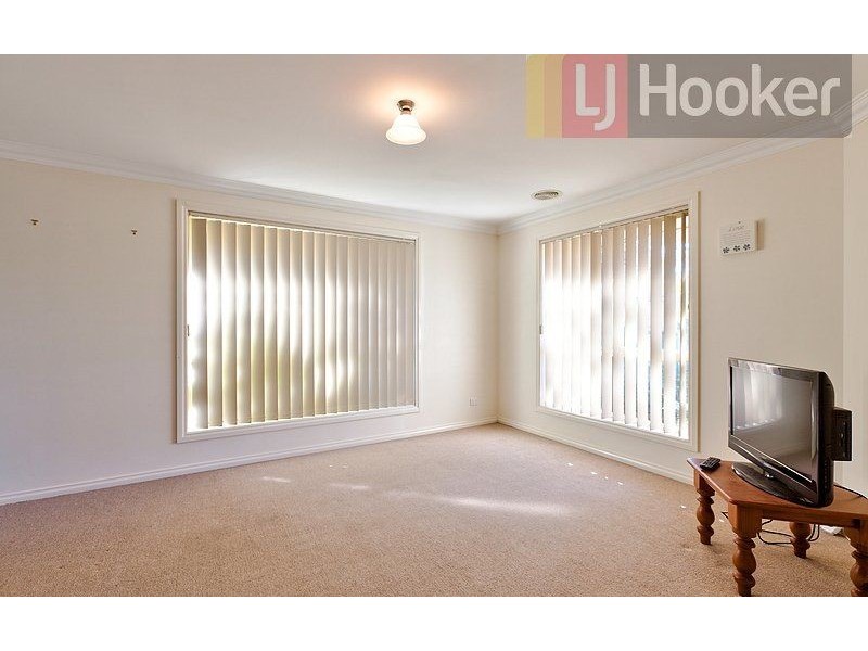 38 Cassinia Court, Thurgoona NSW 2640