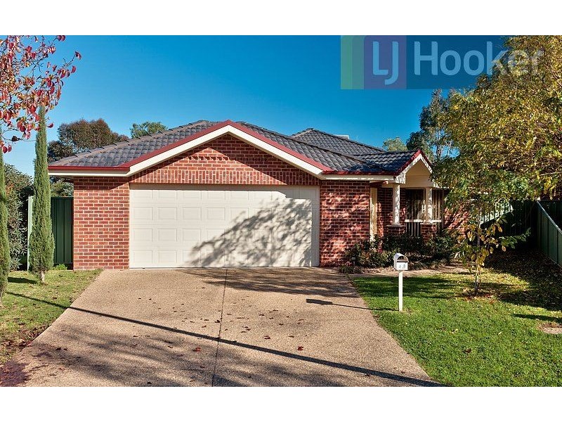 38 Cassinia Court, Thurgoona NSW 2640