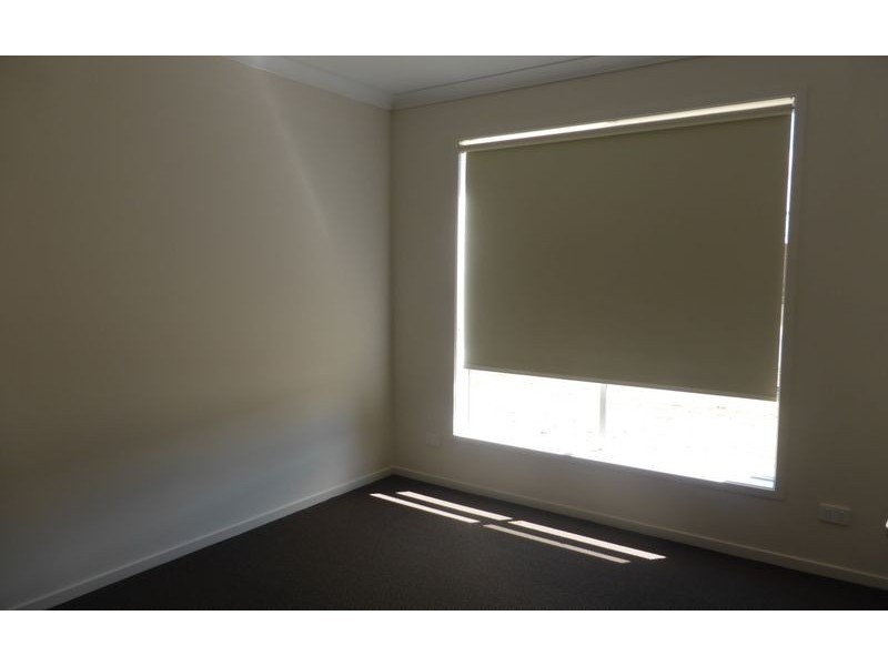 19 Cobby Court, Lavington NSW 2641