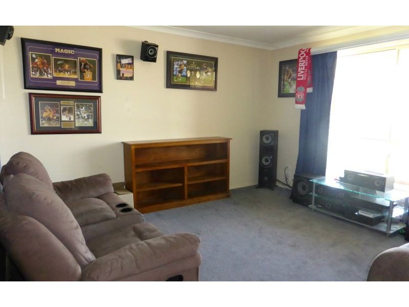 16 Rachel Court, Lavington NSW 2641