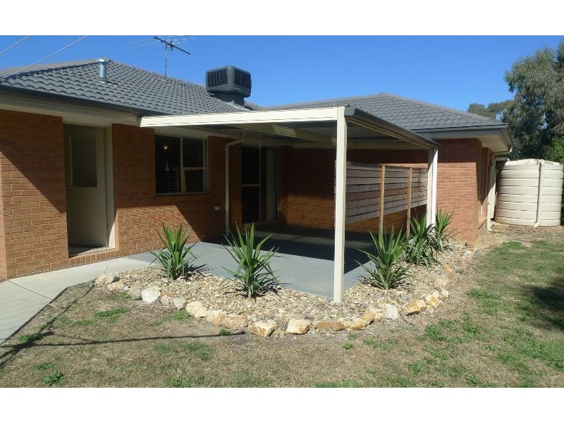 5 Snowgum Place, Thurgoona NSW 2640