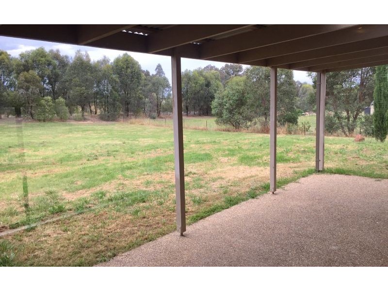 11 Vaughan Road, Thurgoona NSW 2640