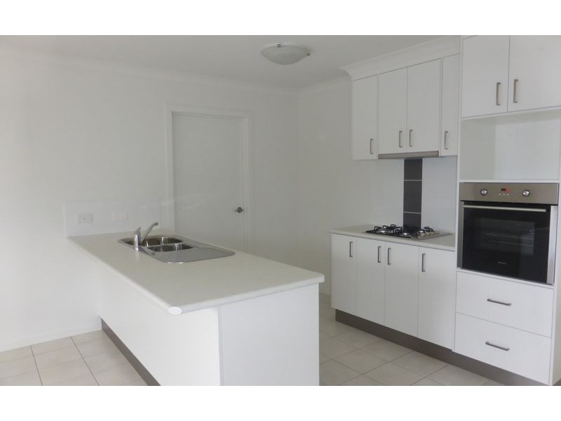 1/3 Victor Place, Lavington NSW 2641