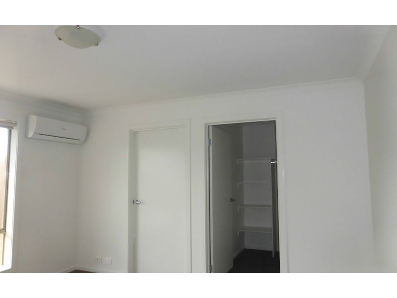 1/3 Victor Place, Lavington NSW 2641