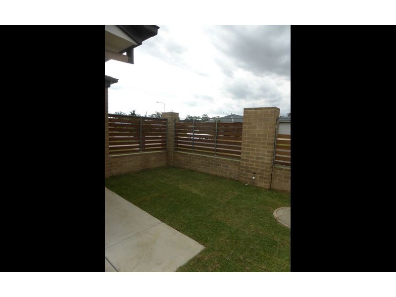 1/3 Victor Place, Lavington NSW 2641