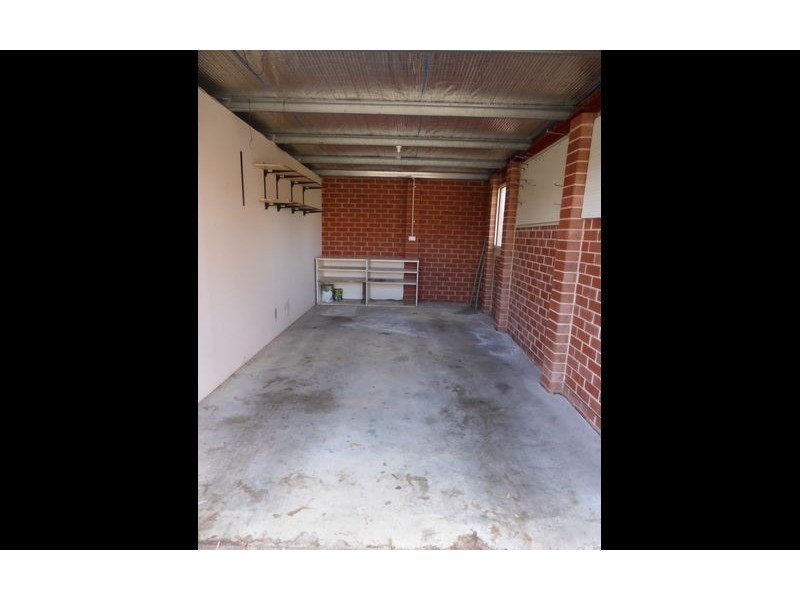 4/588 Webb Street, Lavington NSW 2641