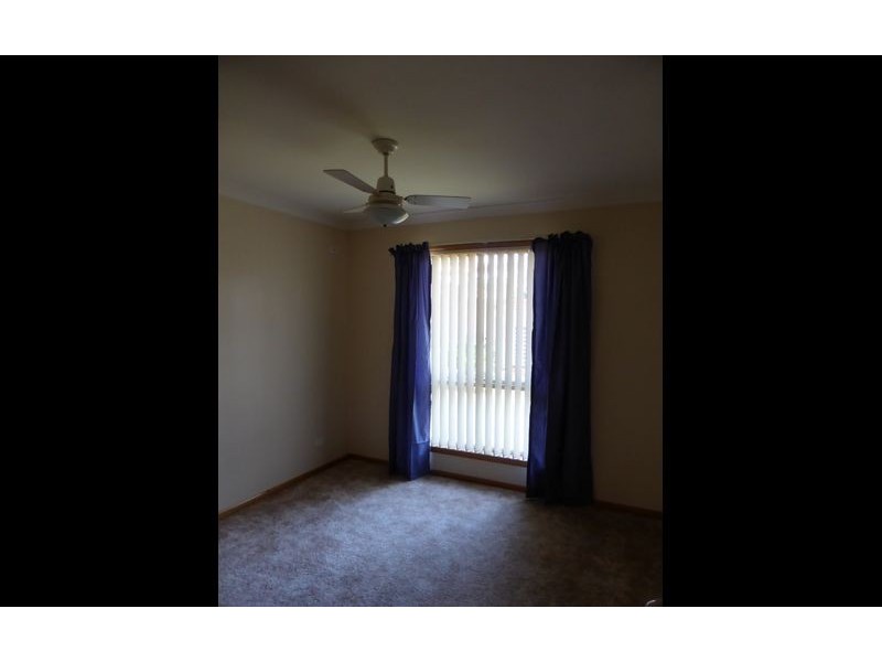 4/588 Webb Street, Lavington NSW 2641