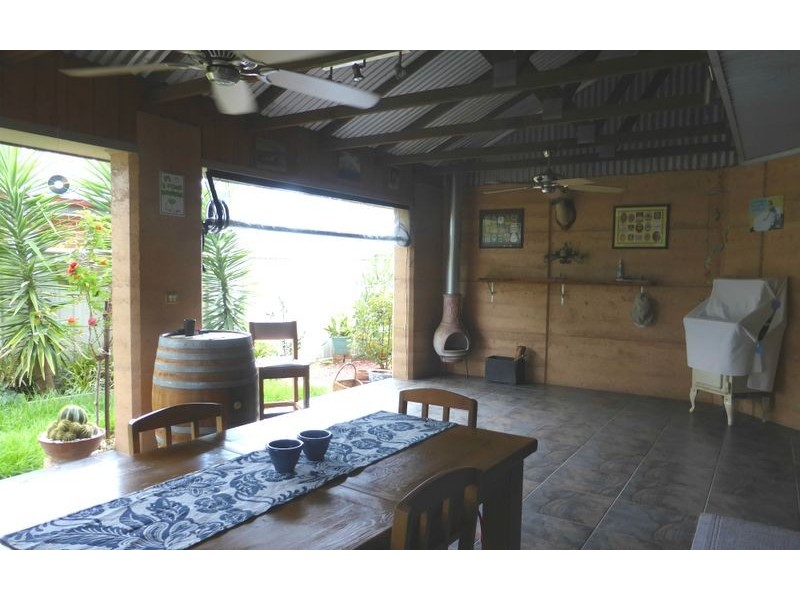 128 Pioneer Drive, Jindera NSW 2642