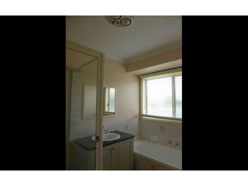 82 Maryville Way, Thurgoona NSW 2640