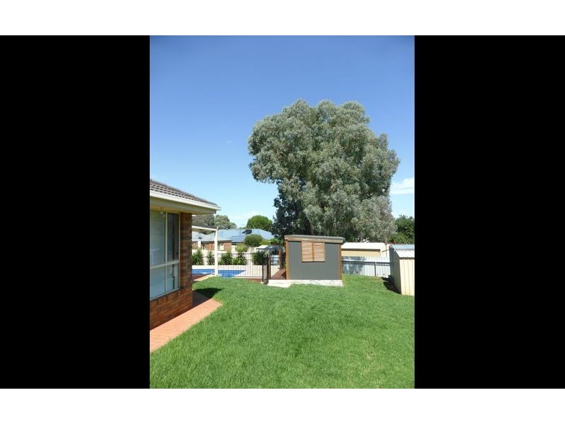 4 Mahogany Court, Thurgoona NSW 2640