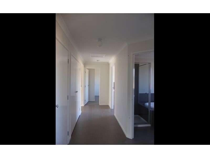15 Pioneer Place, Thurgoona NSW 2640