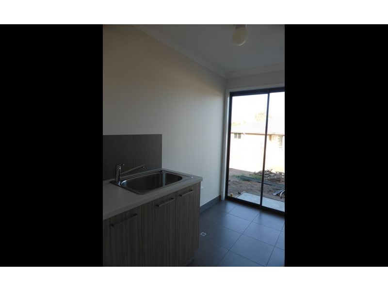 15 Pioneer Place, Thurgoona NSW 2640