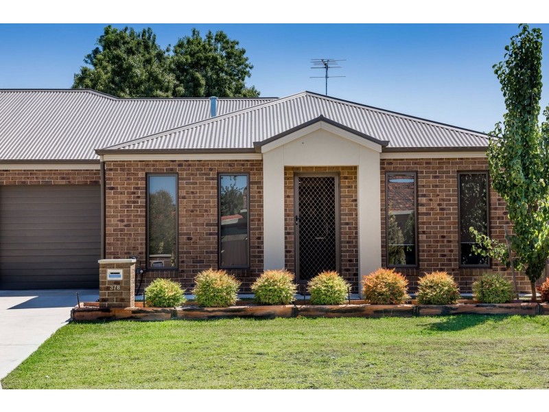 378 Elton Court, Lavington NSW 2641
