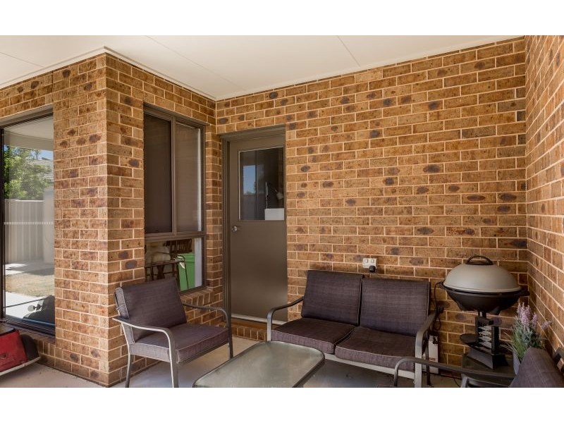 378 Elton Court, Lavington NSW 2641