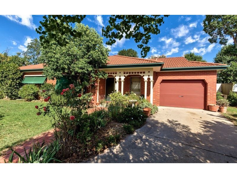 2/21 O’Brien Court, West Albury NSW 2640