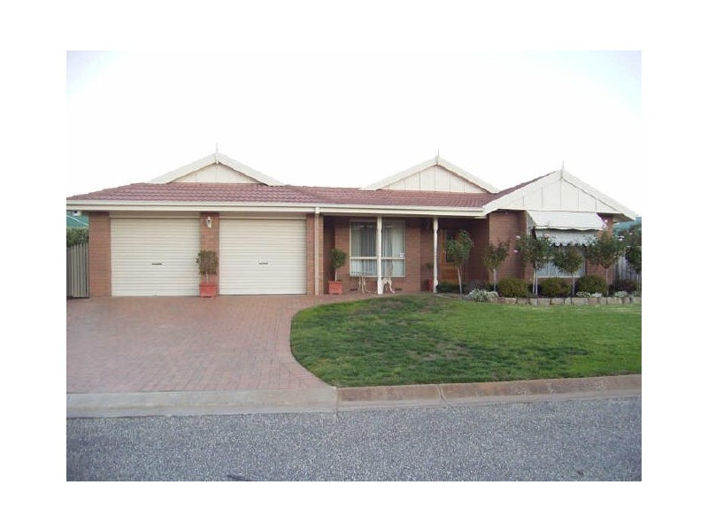 15 Sarson Road, Lavington NSW 2641