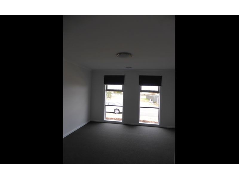 21 Pioneer Place, Thurgoona NSW 2640