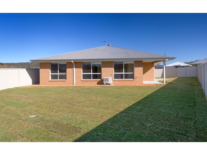 22 Hanrahan Street, Lavington NSW 2641