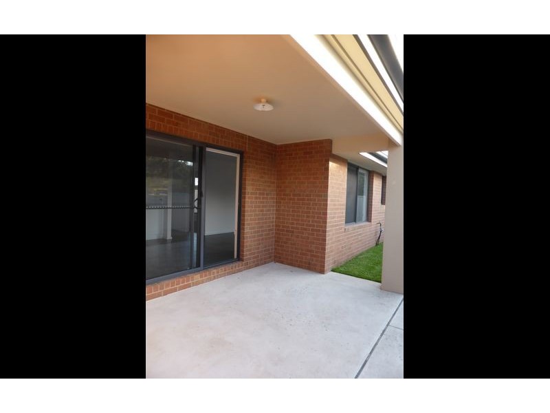 2/1043 Corella Street, North Albury NSW 2640