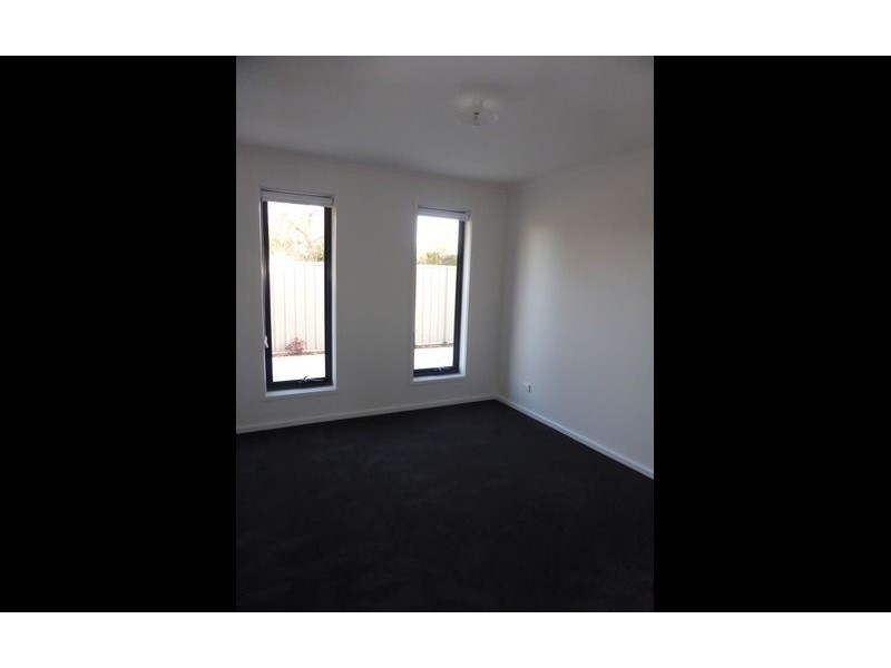 2/1043 Corella Street, North Albury NSW 2640