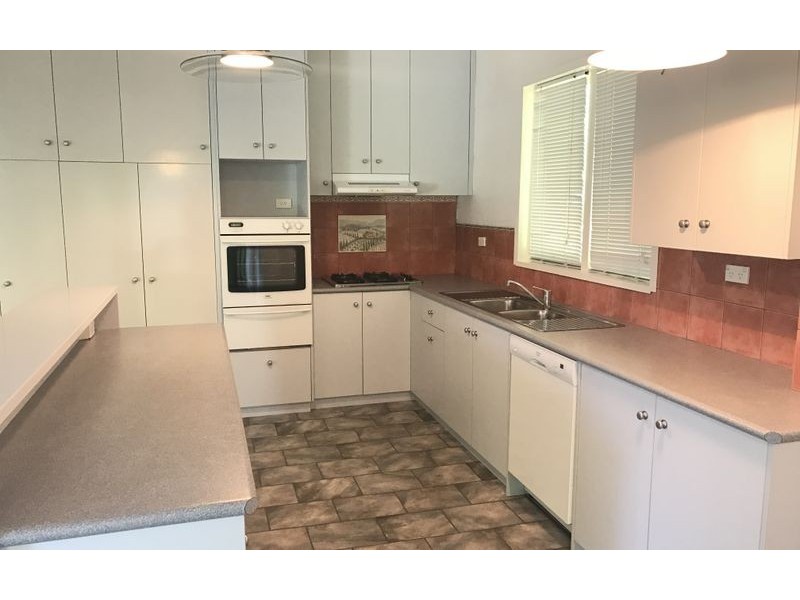 1097 Alemein Avenue, North Albury NSW 2640