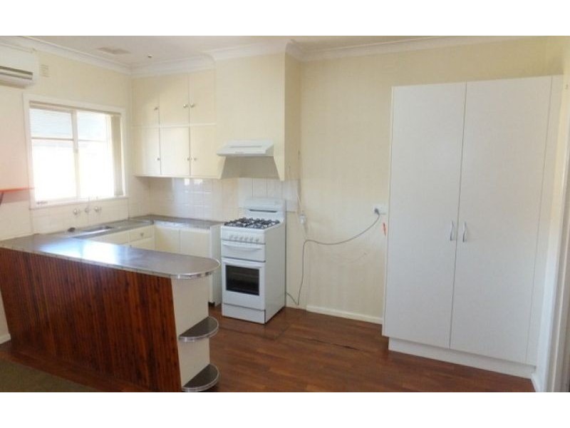 391 Dick Road, Lavington NSW 2641