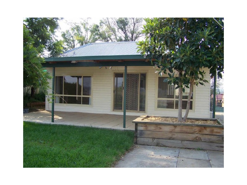 353 Amatex Street, East Albury NSW 2640