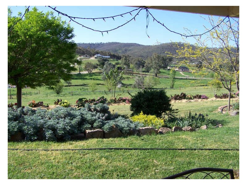 868 Pearsall Street, Lavington NSW 2641