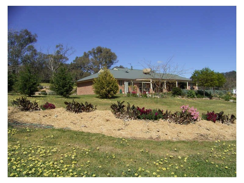 868 Pearsall Street, Lavington NSW 2641