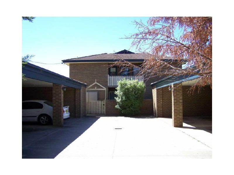 4/1060 Caratel Street, North Albury NSW 2640