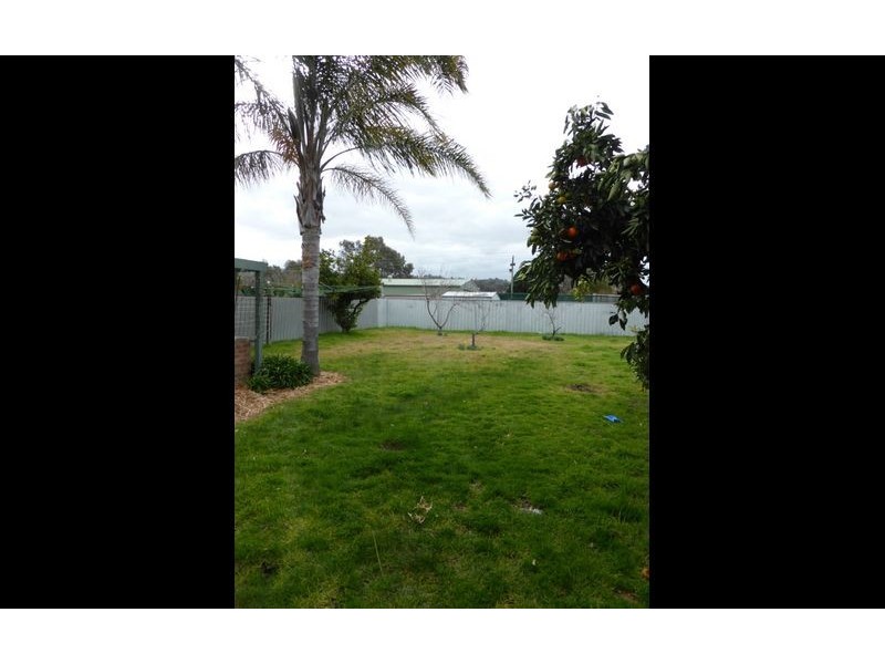 512 Murphy Street, Lavington NSW 2641