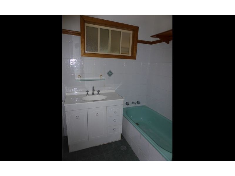 512 Murphy Street, Lavington NSW 2641