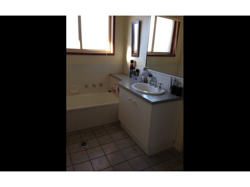 1 Denny Court, Thurgoona NSW 2640