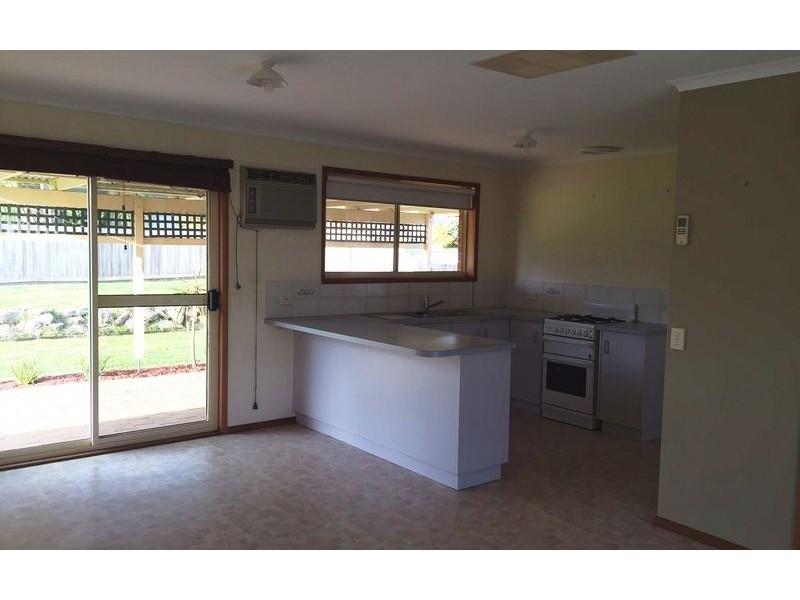 1 Denny Court, Thurgoona NSW 2640