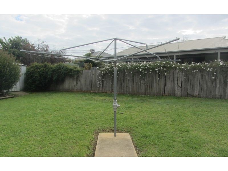 1 Denny Court, Thurgoona NSW 2640