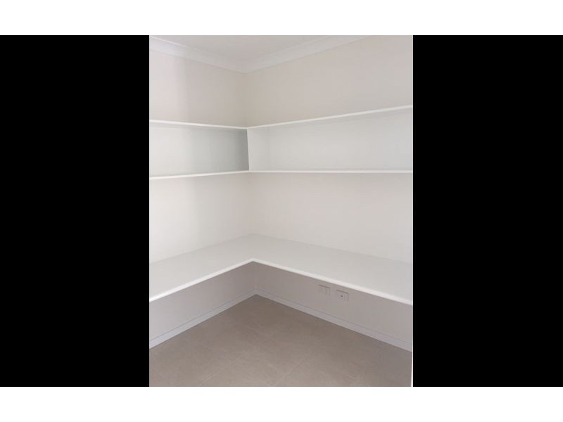 43 Felstead Circuit, Thurgoona NSW 2640