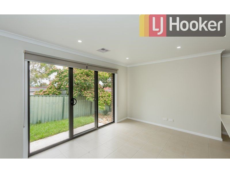2/2 Honeysuckle Street, Thurgoona NSW 2640