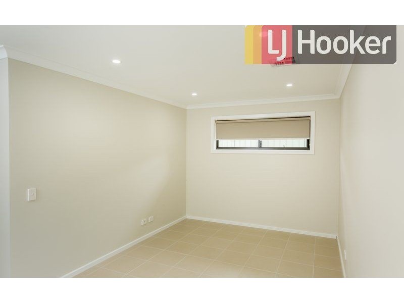 2/2 Honeysuckle Street, Thurgoona NSW 2640