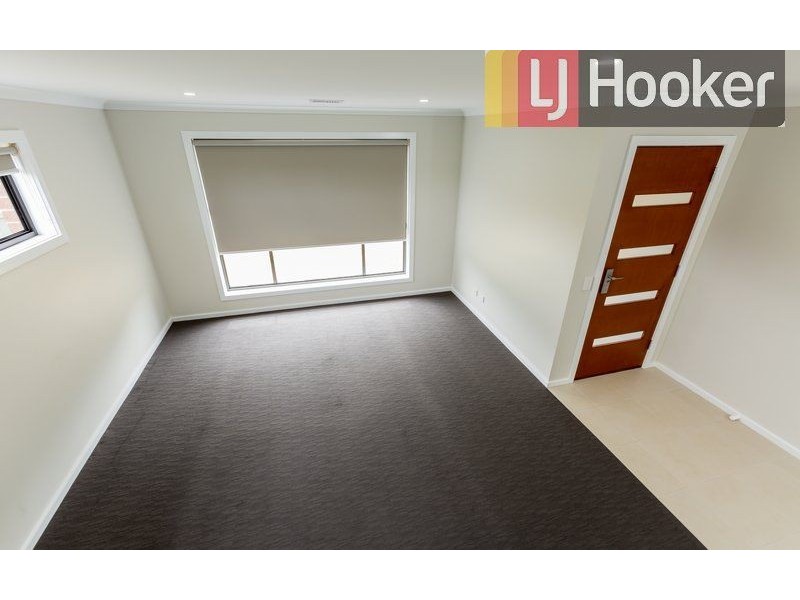 2/2 Honeysuckle Street, Thurgoona NSW 2640