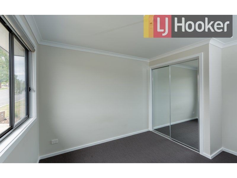 2/2 Honeysuckle Street, Thurgoona NSW 2640