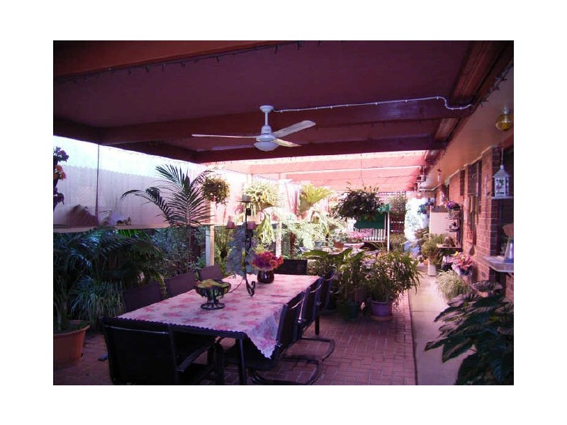 377 Poplar Drive, Lavington NSW 2641