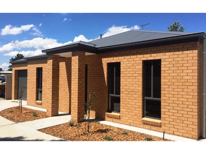2/541 Klose Street, Lavington NSW 2641