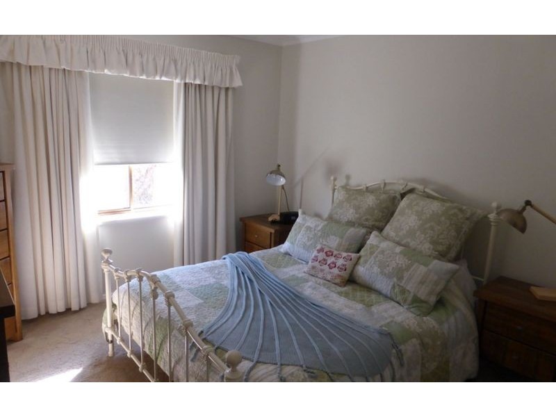 430 Dale Crescent, Lavington NSW 2641