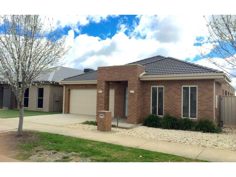 30 Castleton Street, Wodonga VIC 3690