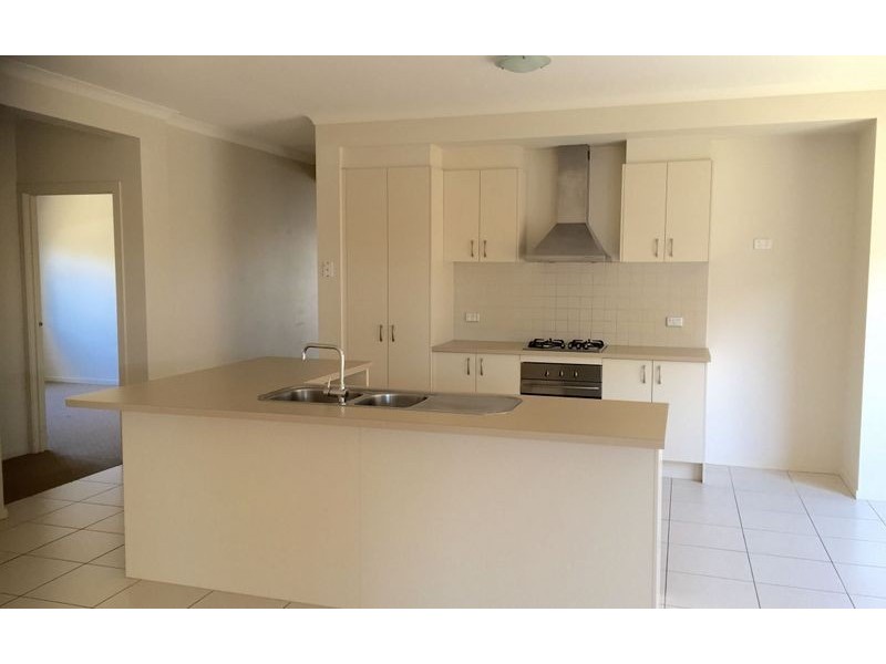 30 Castleton Street, Wodonga VIC 3690